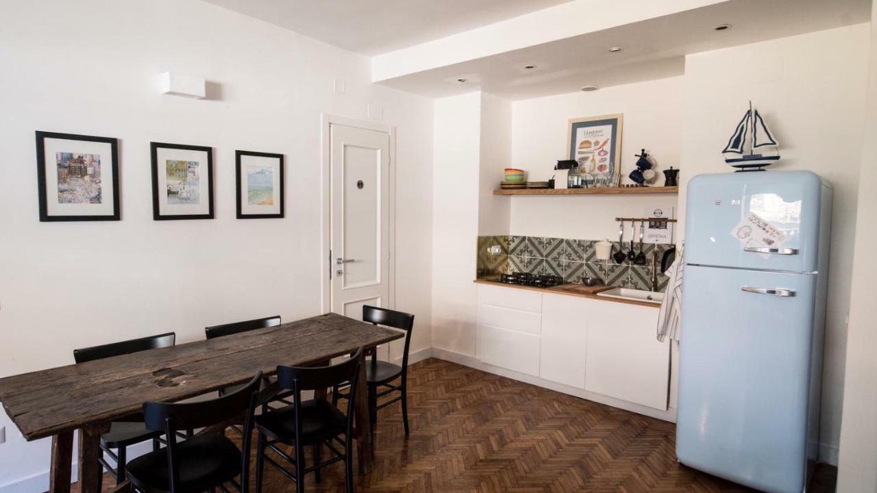 Na-Locanda A Due Passi Dal Mare Naples Extérieur photo